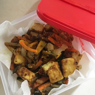 高野豆腐と野菜のカレー炒め
